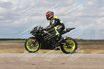 media/Apr-26-2024-TrackDaz (Fri) [[c4b677d280]]/C Group/140pm (Wheelie Bump)/